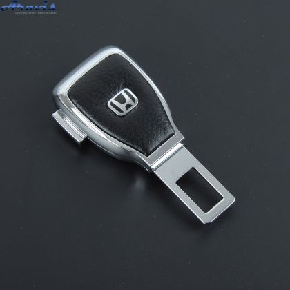 Заглушка ремня безопасности метал Honda цинк.сплав + кожа + вход под ремень FLY тип №5