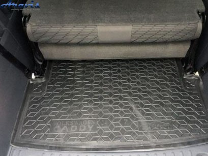Коврик в багажник Volkswagen Caddy 2004-2015 (MAXI,7 мест) полиуретан AVTO-Gumm 111764