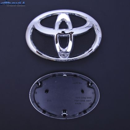 Эмблема Toyota Corolla 2009-2013 пластик 9 пукли передняя 140х95мм OEM75312-0250